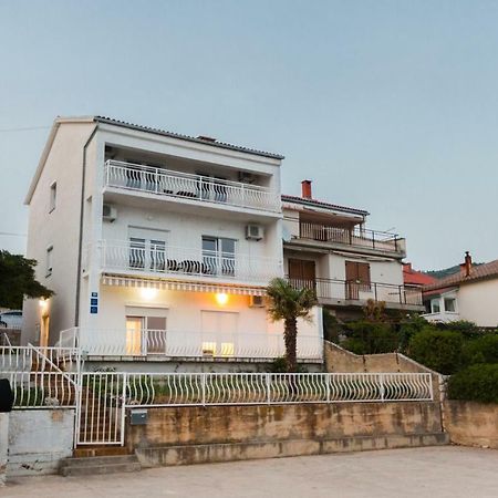 Apartmani Kristijan Crikvenica Buitenkant foto