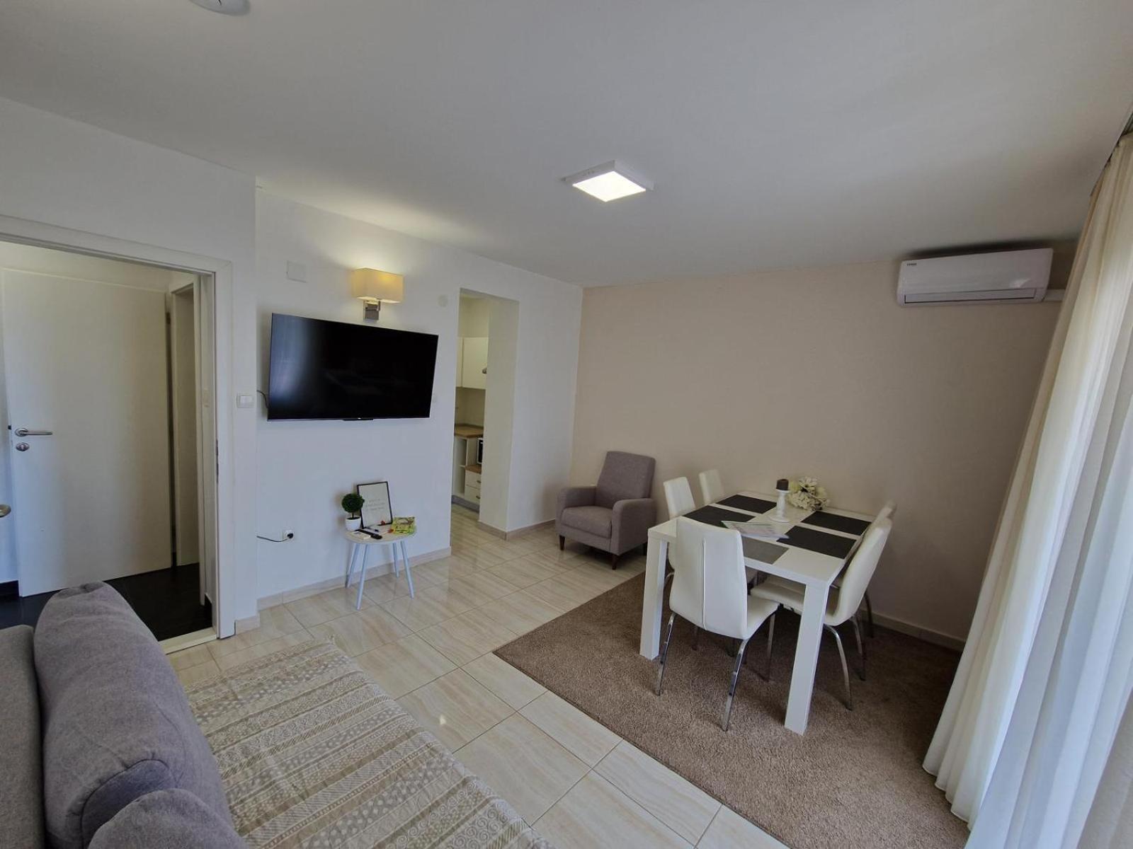 Apartmani Kristijan Crikvenica Buitenkant foto