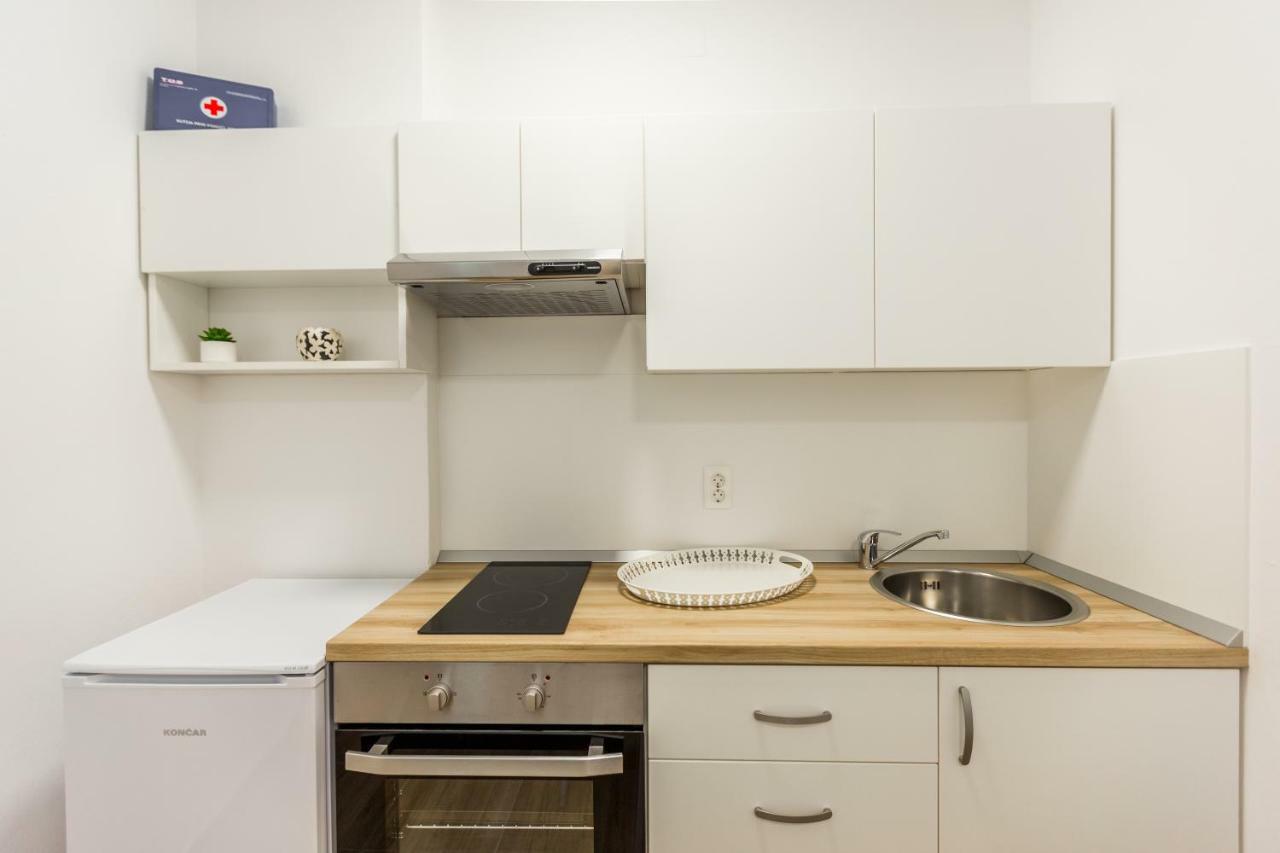 Apartmani Kristijan Crikvenica Buitenkant foto