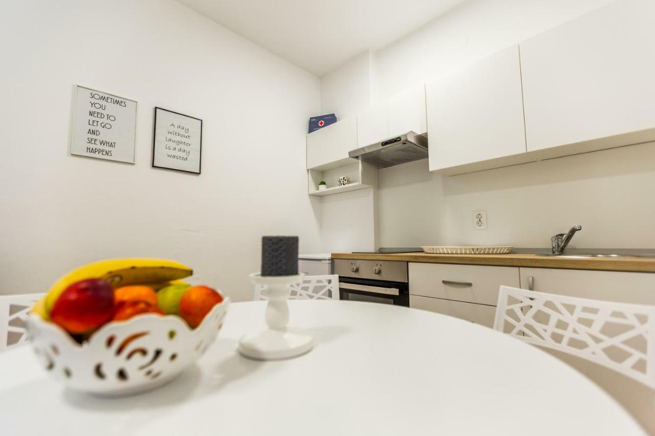 Apartmani Kristijan Crikvenica Buitenkant foto