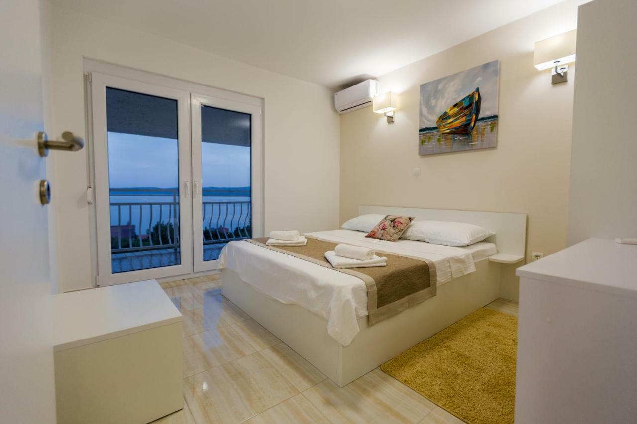 Apartmani Kristijan Crikvenica Buitenkant foto